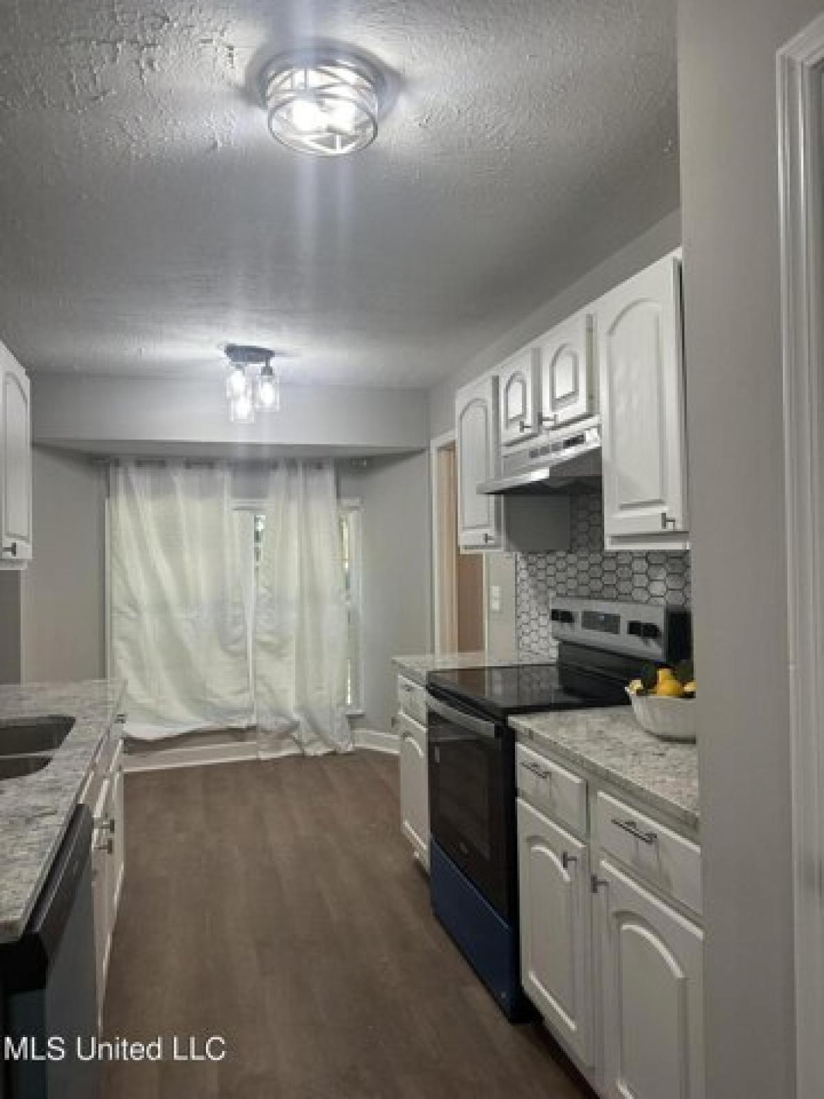 Picture of Home For Sale in Brandon, Mississippi, United States