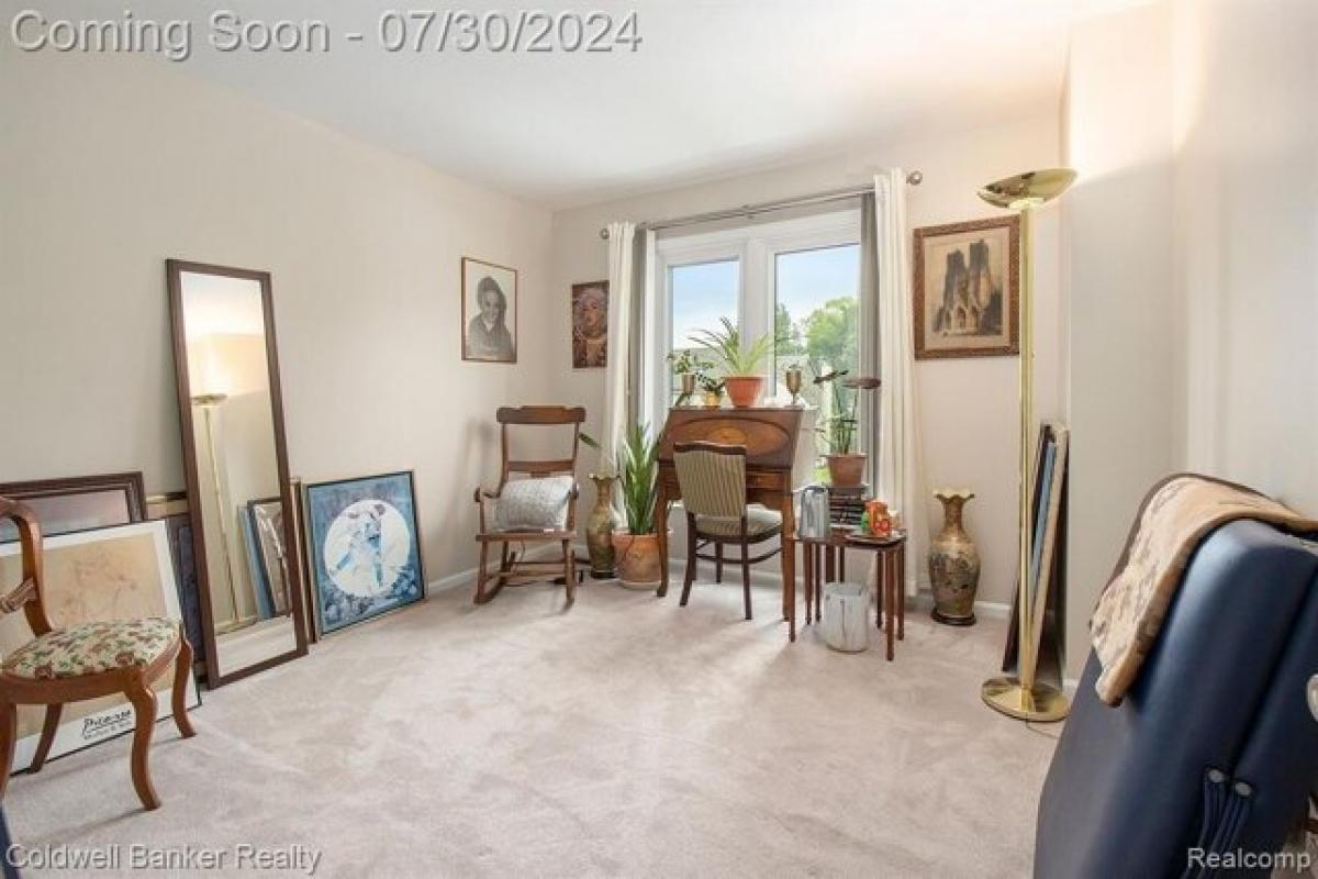 Picture of Home For Sale in Farmington Hills, Michigan, United States