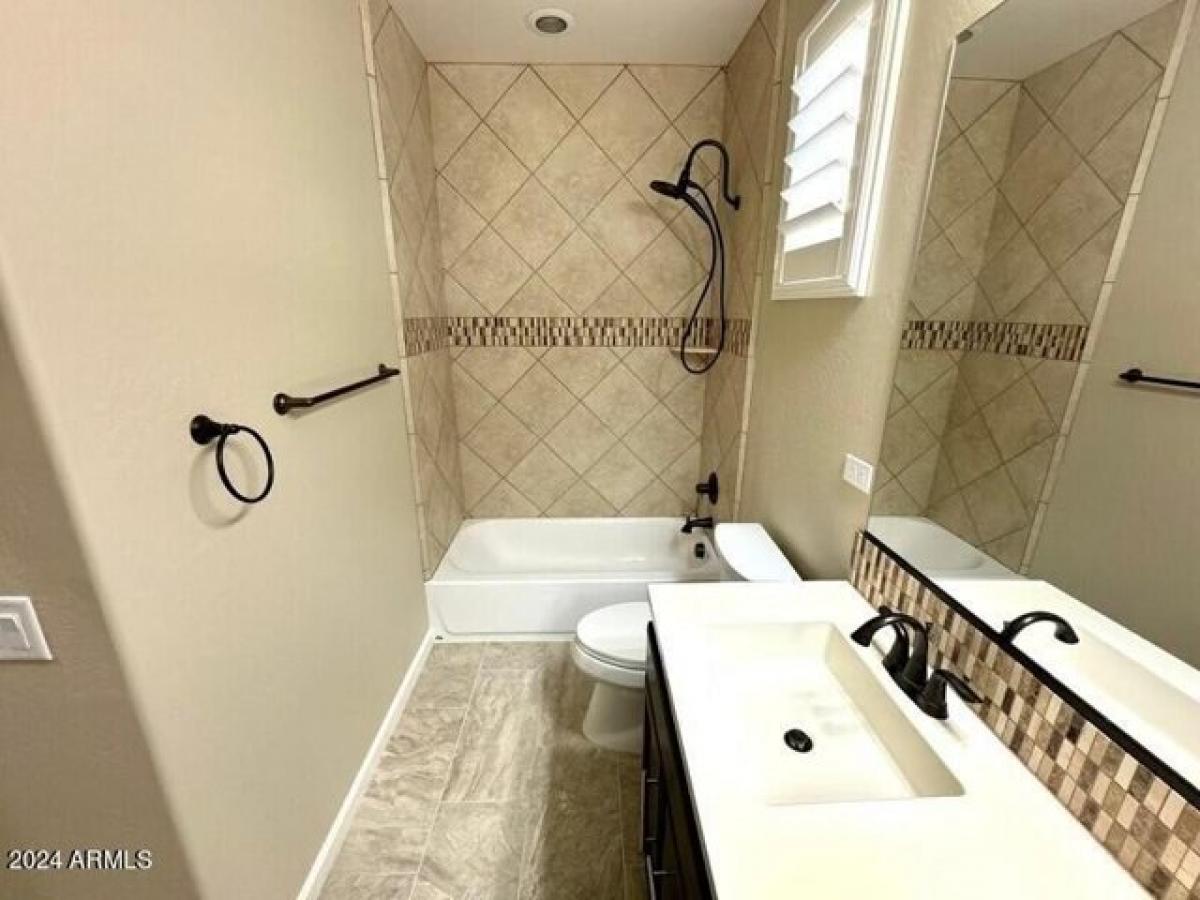 Picture of Home For Sale in Gilbert, Arizona, United States