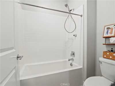 Home For Sale in Valencia, California