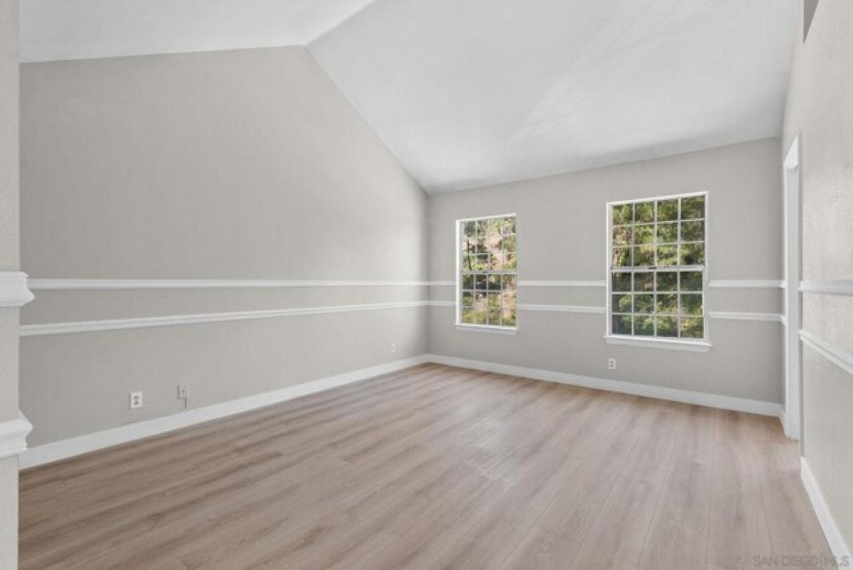 Picture of Home For Sale in San Marcos, California, United States