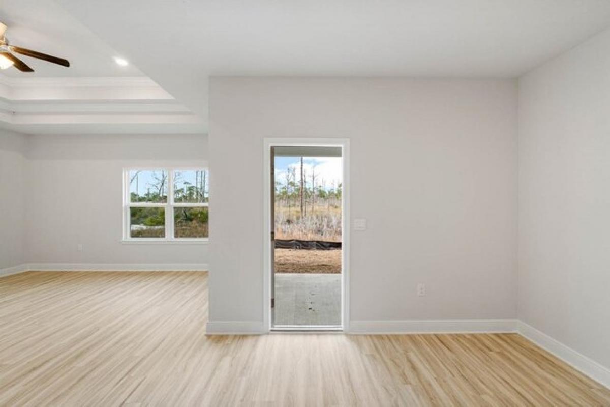 Picture of Home For Sale in Port Saint Joe, Florida, United States