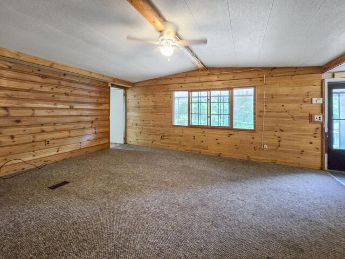 Picture of Home For Sale in Gaylord, Michigan, United States