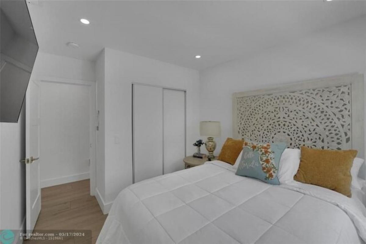 Picture of Home For Sale in Oakland Park, Florida, United States