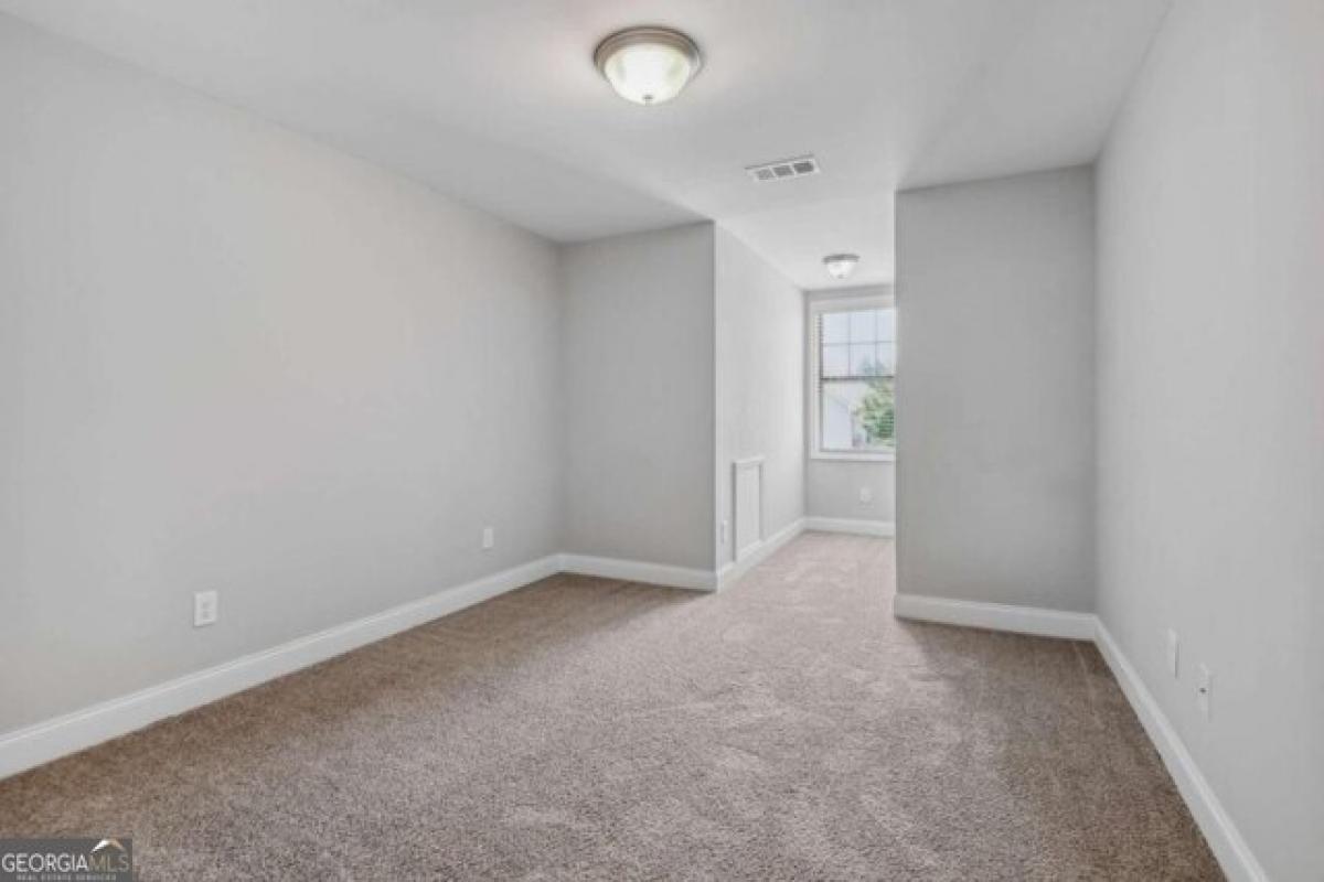 Picture of Home For Sale in Gainesville, Georgia, United States