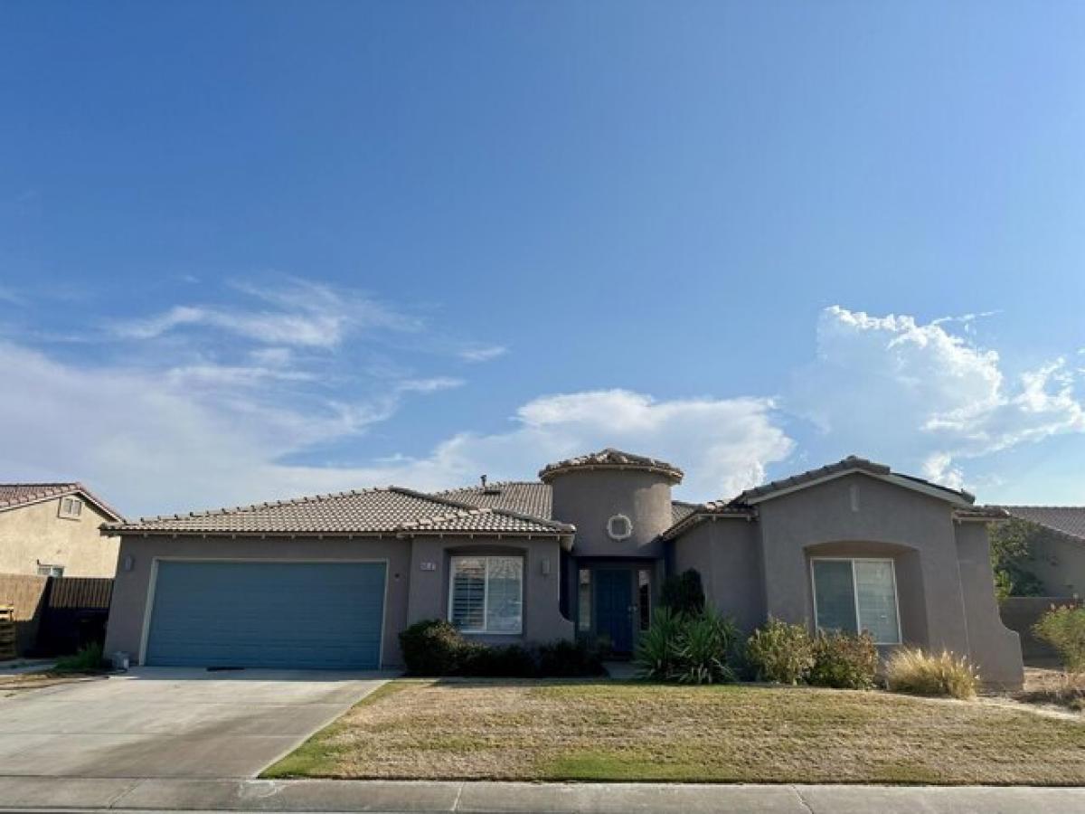 Picture of Home For Sale in Indio, California, United States