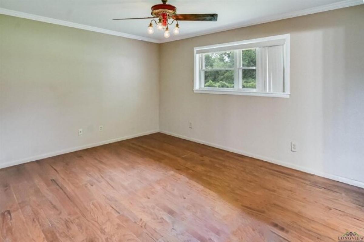 Picture of Home For Sale in Longview, Texas, United States
