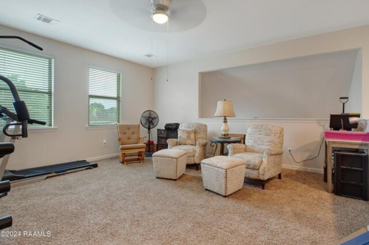 Picture of Home For Sale in Youngsville, Louisiana, United States