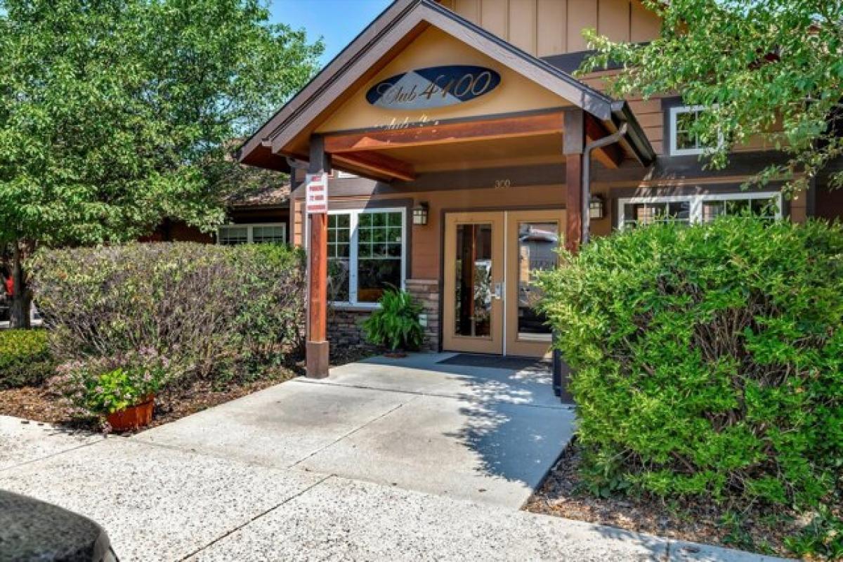 Picture of Home For Sale in Missoula, Montana, United States