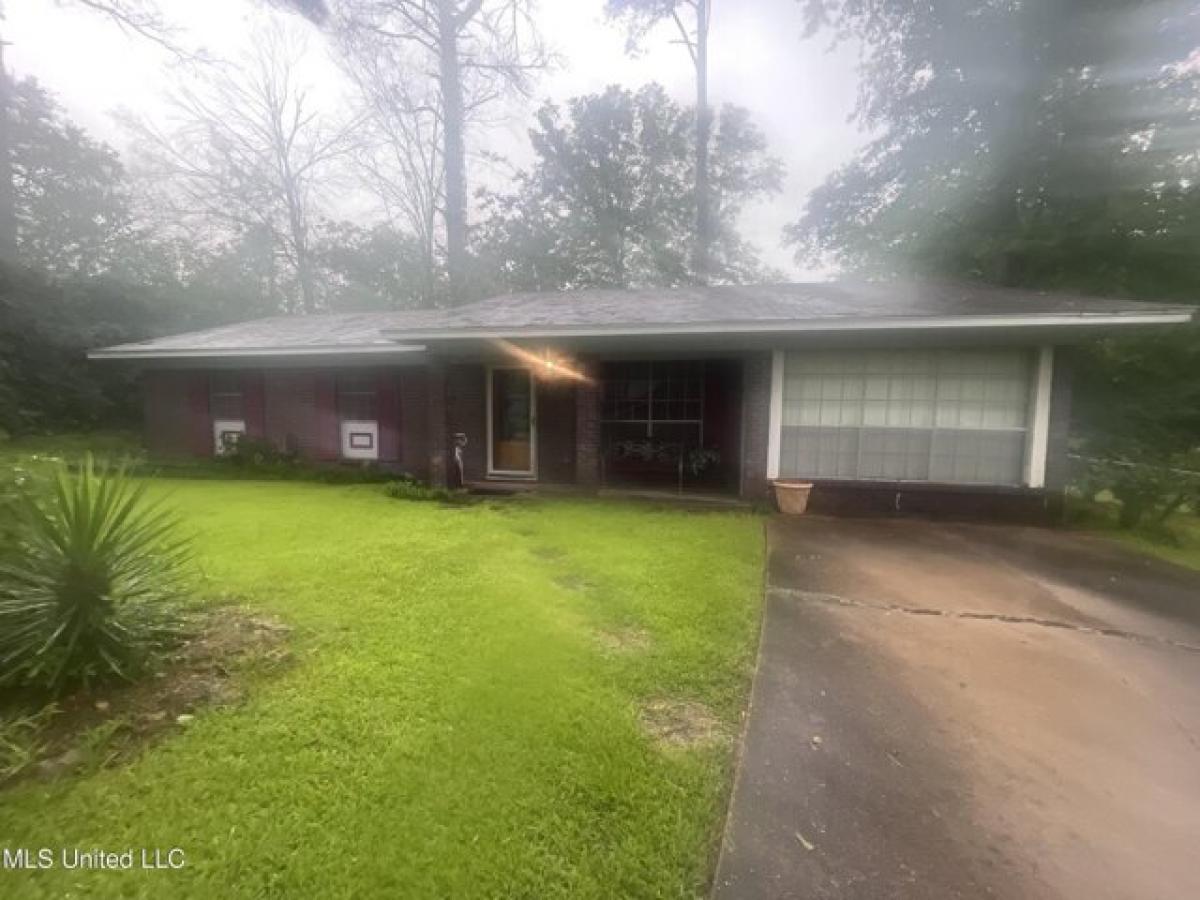 Picture of Home For Sale in Jackson, Mississippi, United States