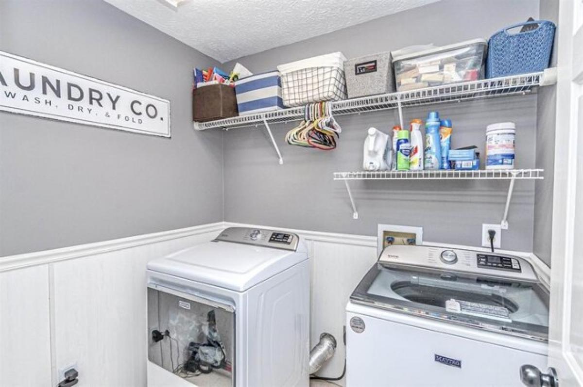 Picture of Home For Sale in Owensboro, Kentucky, United States