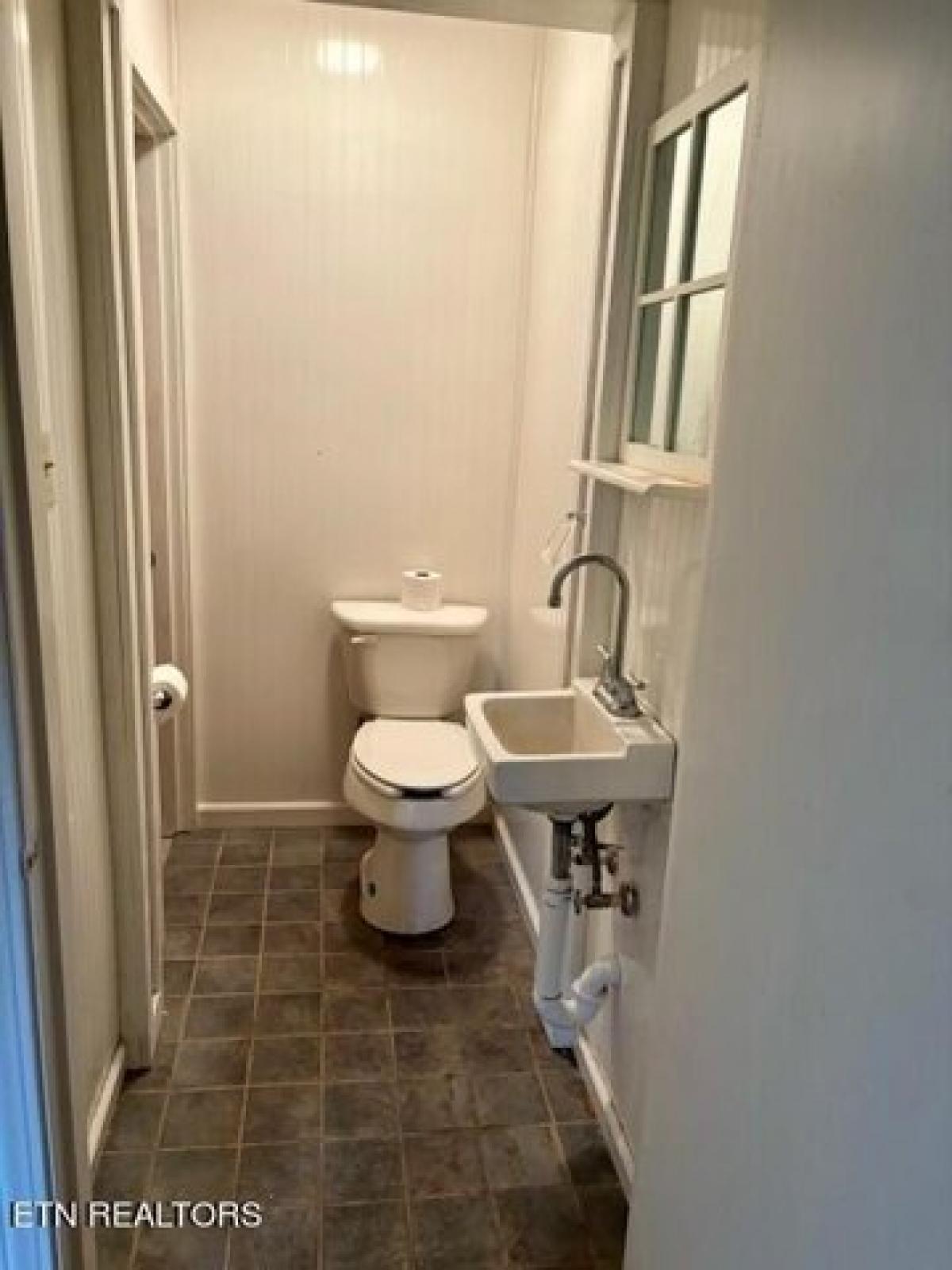 Picture of Home For Sale in Morristown, Tennessee, United States