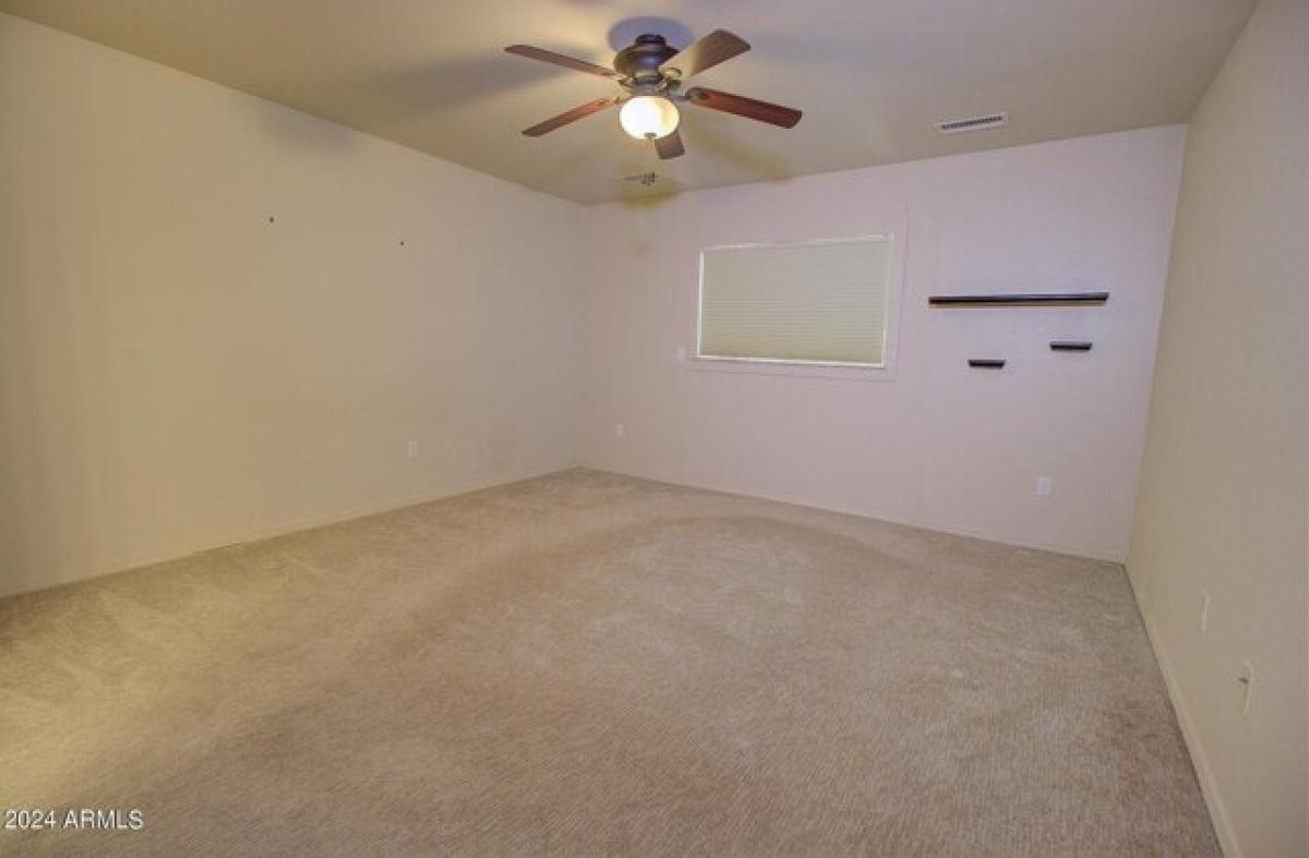 Picture of Home For Sale in Arizona City, Arizona, United States