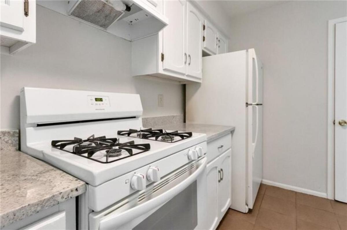 Picture of Home For Sale in Decatur, Georgia, United States