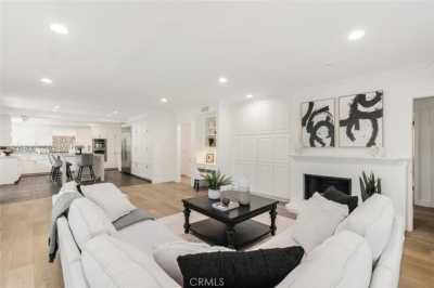 Home For Sale in Encino, California