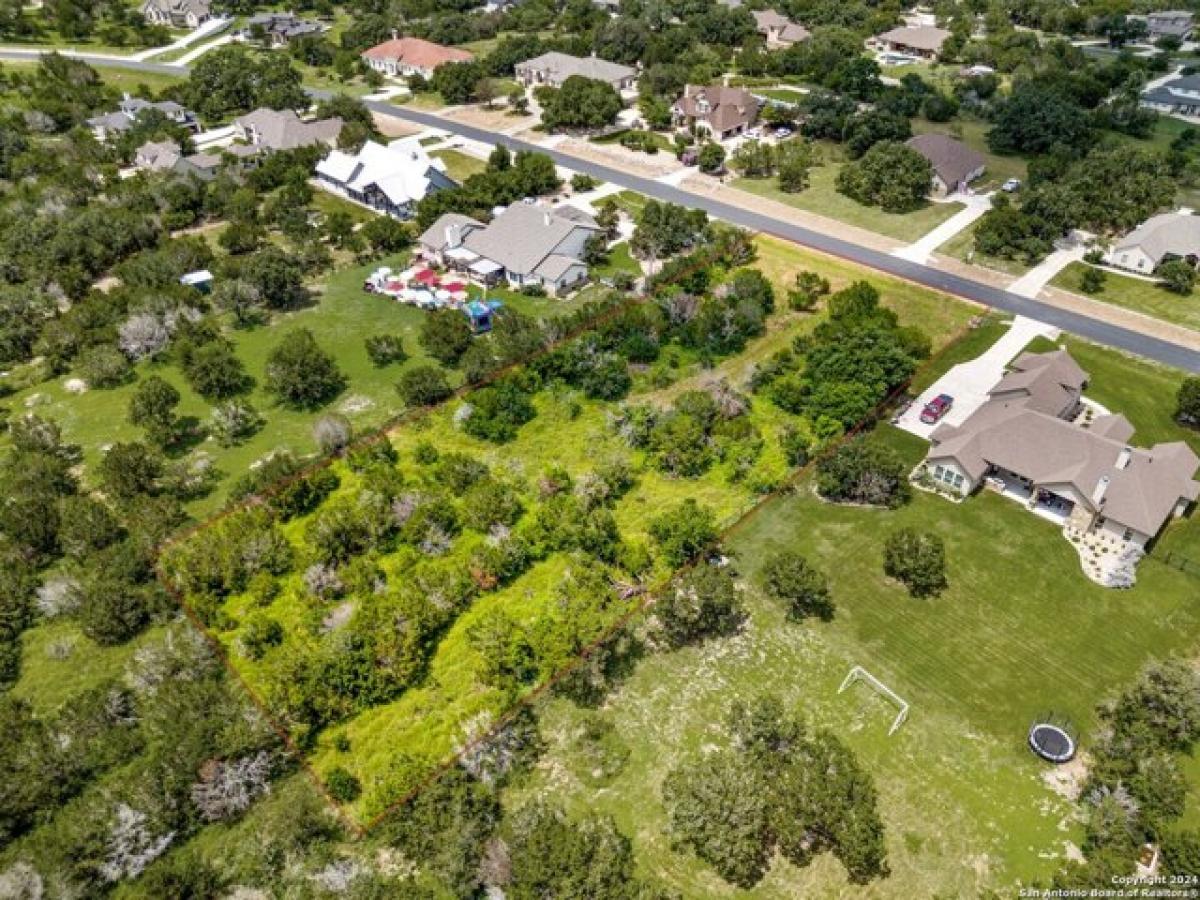 Picture of Residential Land For Sale in New Braunfels, Texas, United States
