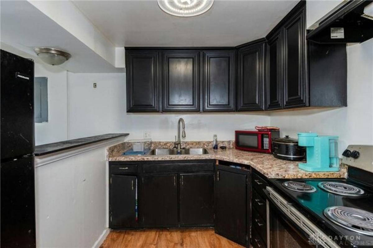Picture of Home For Sale in Dayton, Ohio, United States