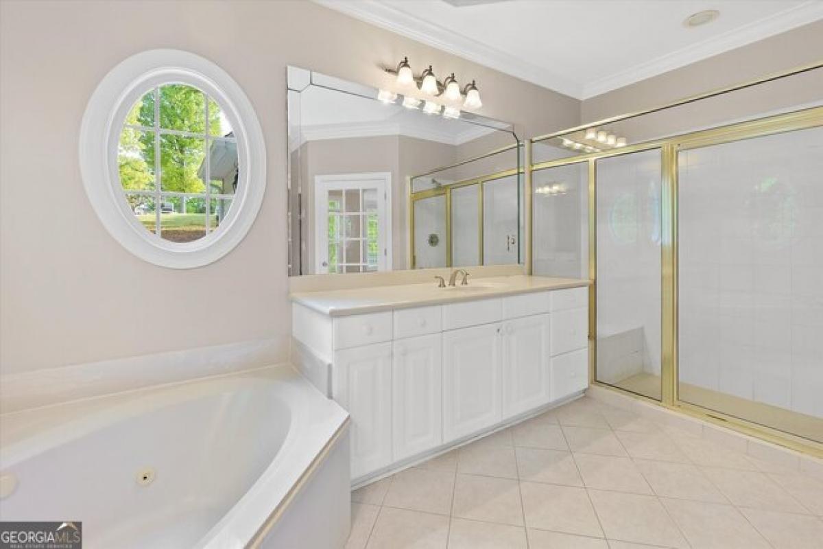 Picture of Home For Sale in Douglasville, Georgia, United States