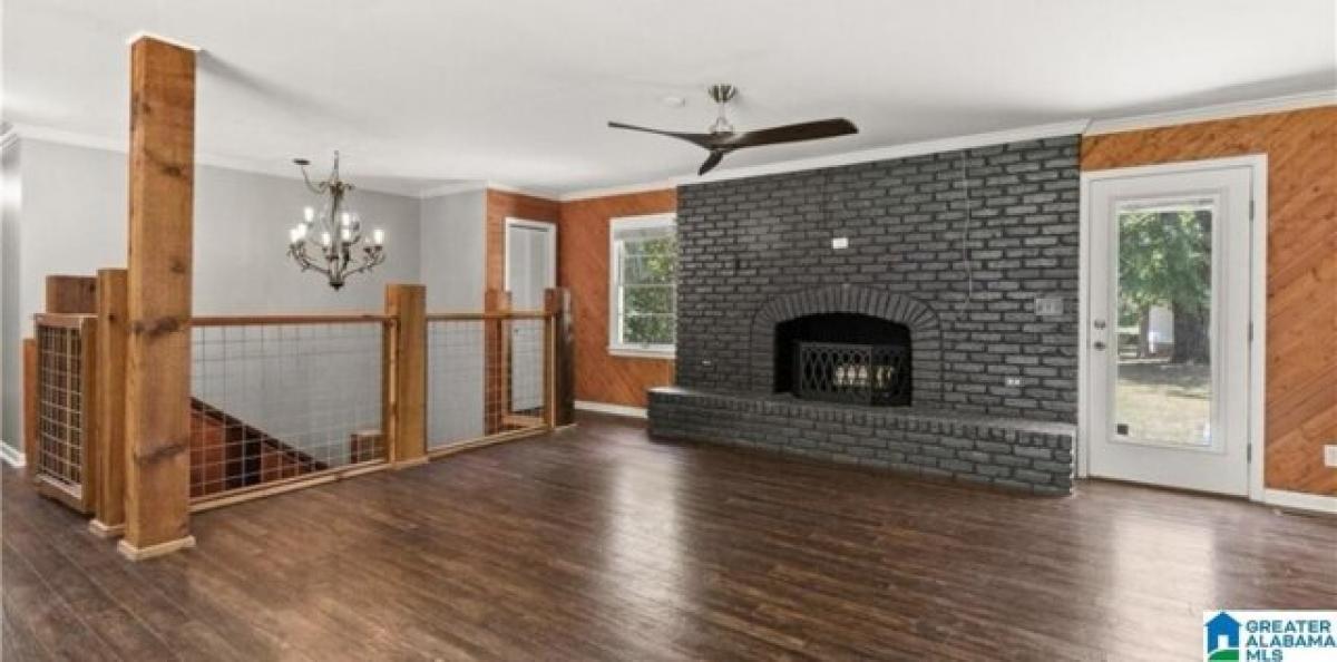 Picture of Home For Sale in Northport, Alabama, United States