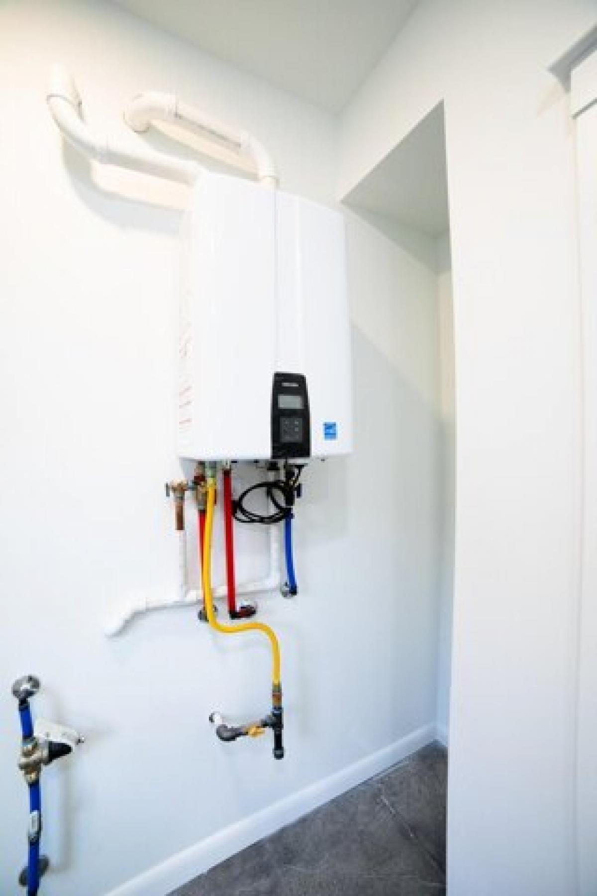 Picture of Home For Sale in Signal Mountain, Tennessee, United States