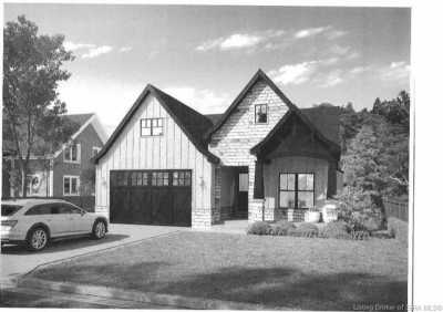 Home For Sale in Jeffersonville, Indiana