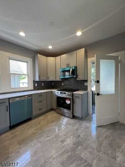 Apartment For Rent in 