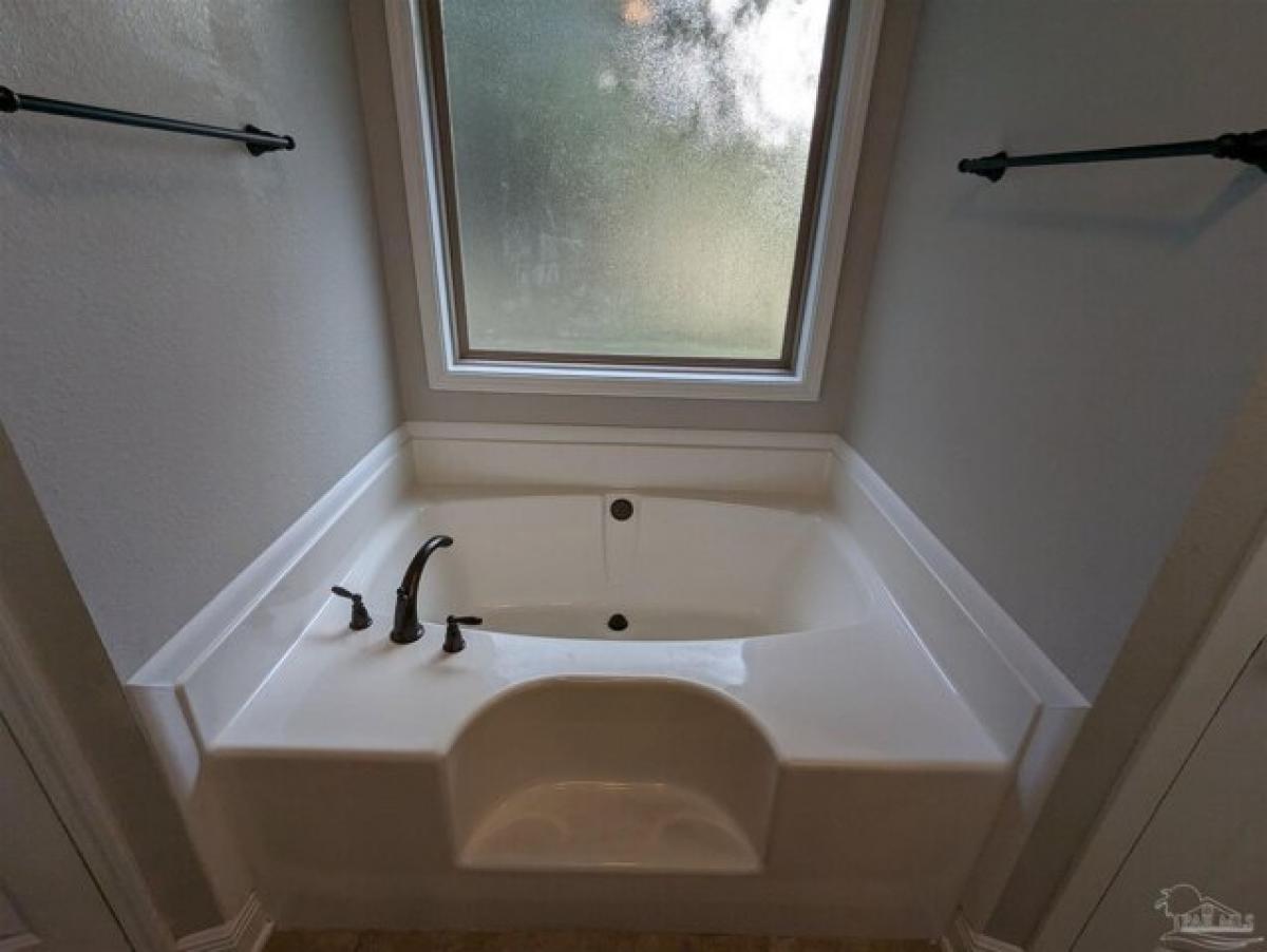 Picture of Home For Sale in Pace, Florida, United States