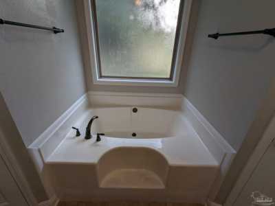 Home For Sale in Pace, Florida