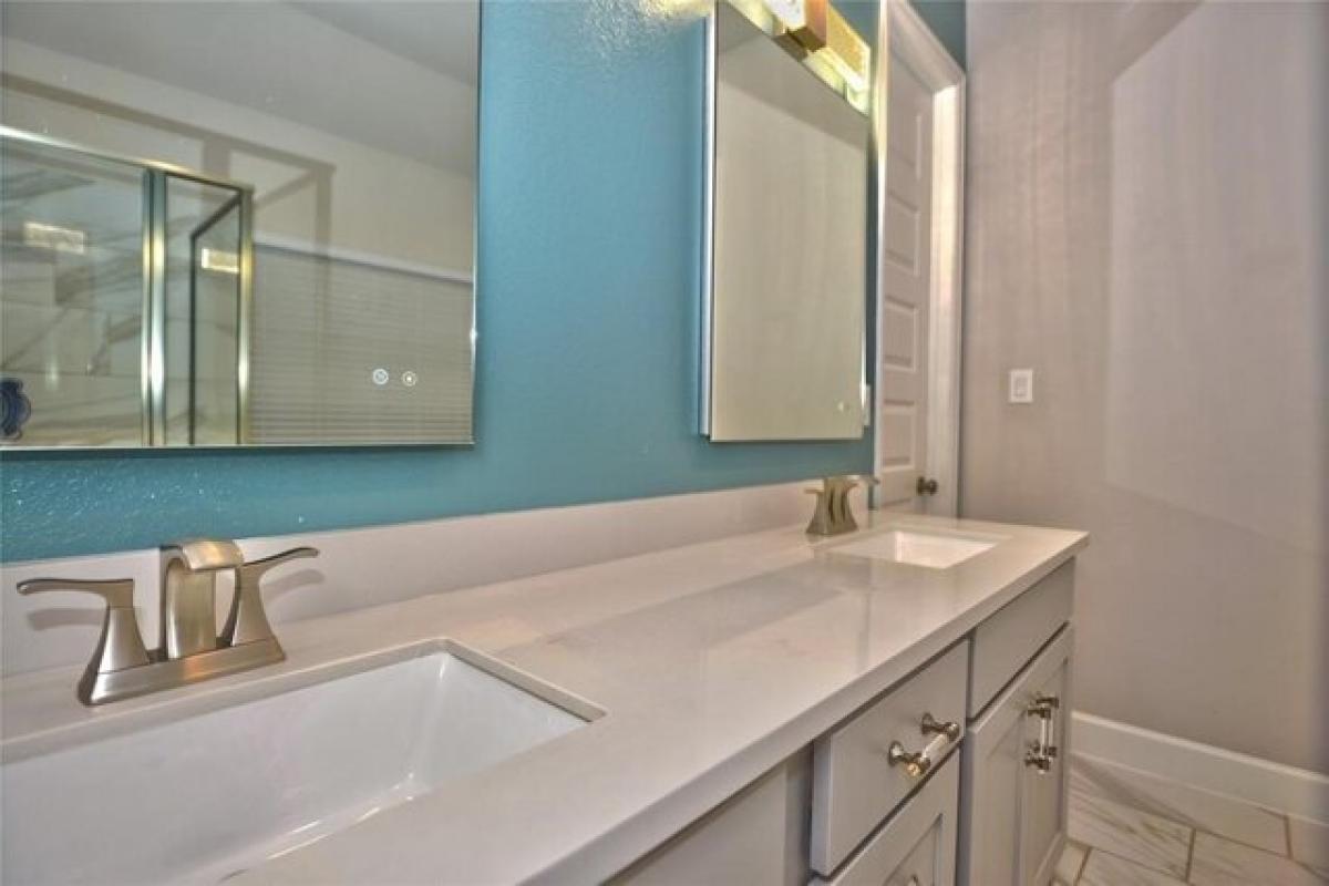 Picture of Home For Sale in Missouri City, Texas, United States