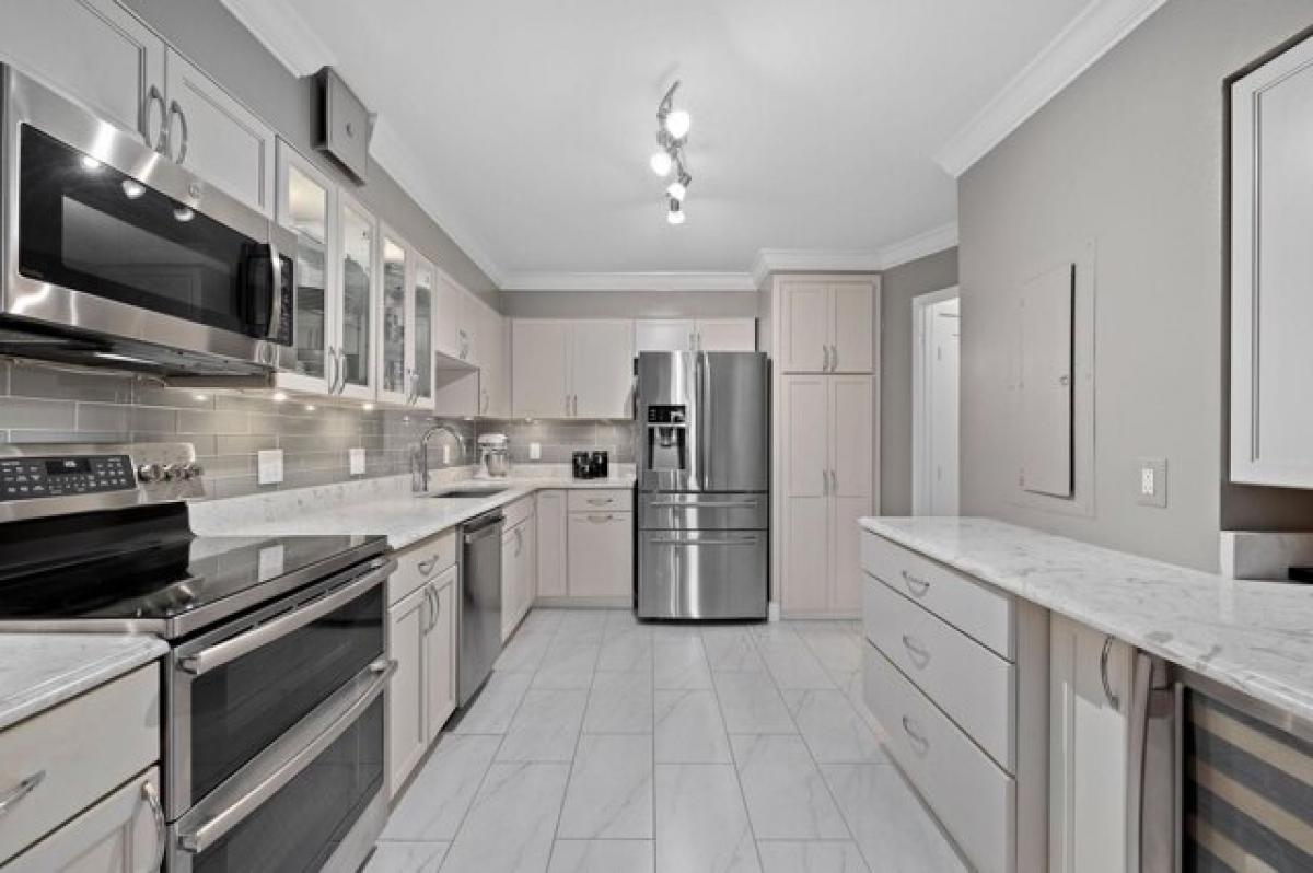 Picture of Home For Sale in Arlington, Virginia, United States