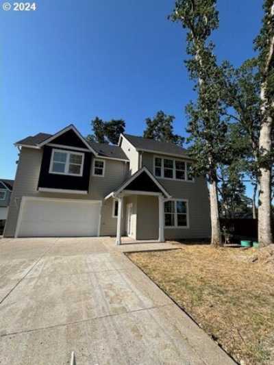 Home For Sale in Salem, Oregon