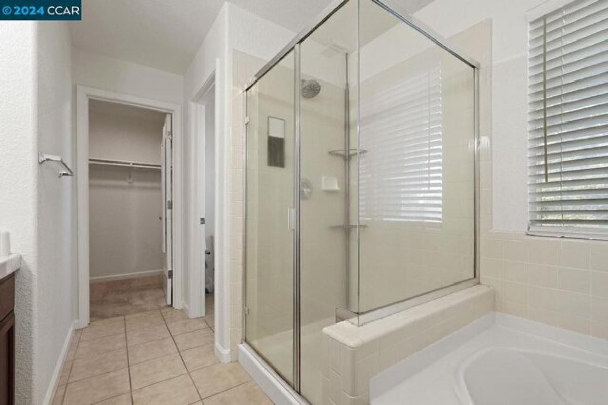 Picture of Home For Sale in Turlock, California, United States