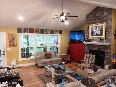 Home For Sale in Jamestown, Tennessee