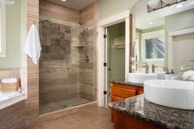 Home For Sale in Vancouver, Washington