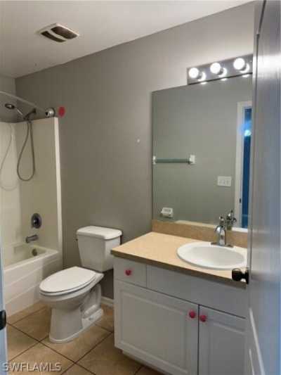 Home For Rent in Cape Coral, Florida