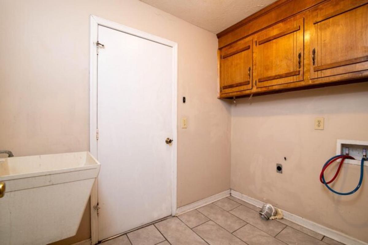 Picture of Home For Sale in North Charleston, South Carolina, United States