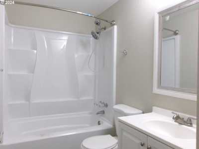 Home For Sale in Beaverton, Oregon