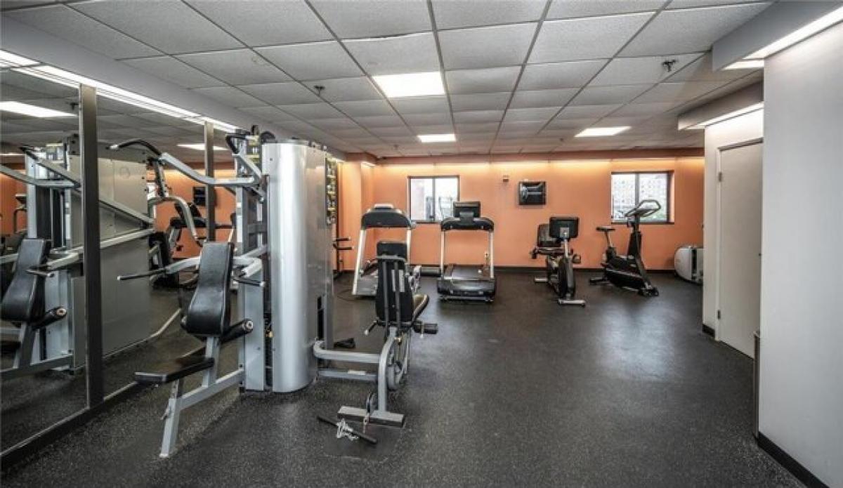 Picture of Home For Sale in Saint Paul, Minnesota, United States