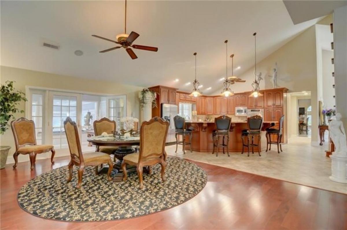 Picture of Home For Sale in Decatur, Illinois, United States