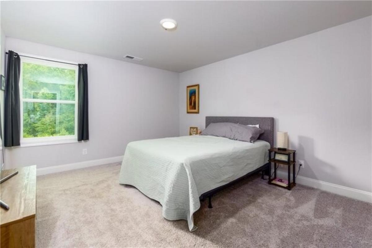 Picture of Home For Sale in Senoia, Georgia, United States