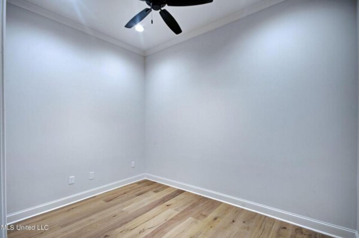 Picture of Home For Sale in Brandon, Mississippi, United States