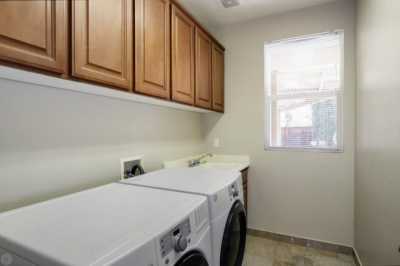 Home For Sale in Tracy, California