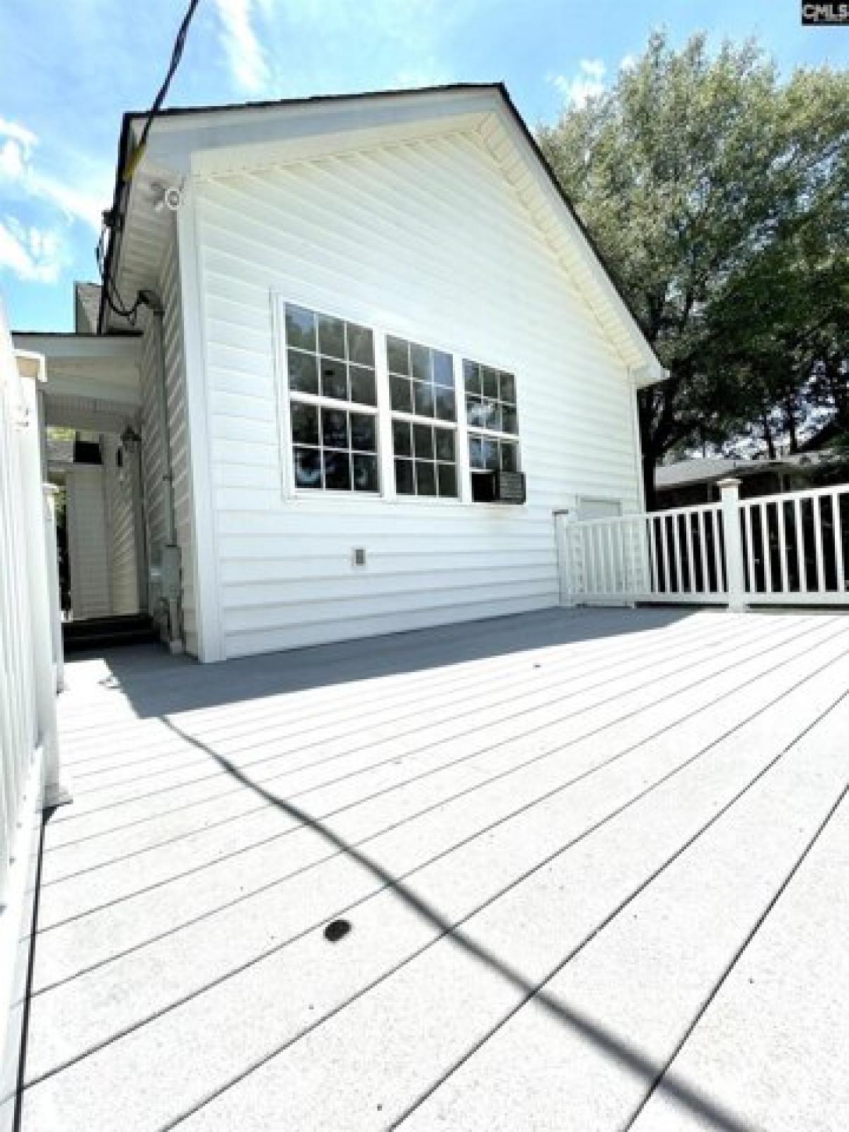 Picture of Home For Sale in West Columbia, South Carolina, United States