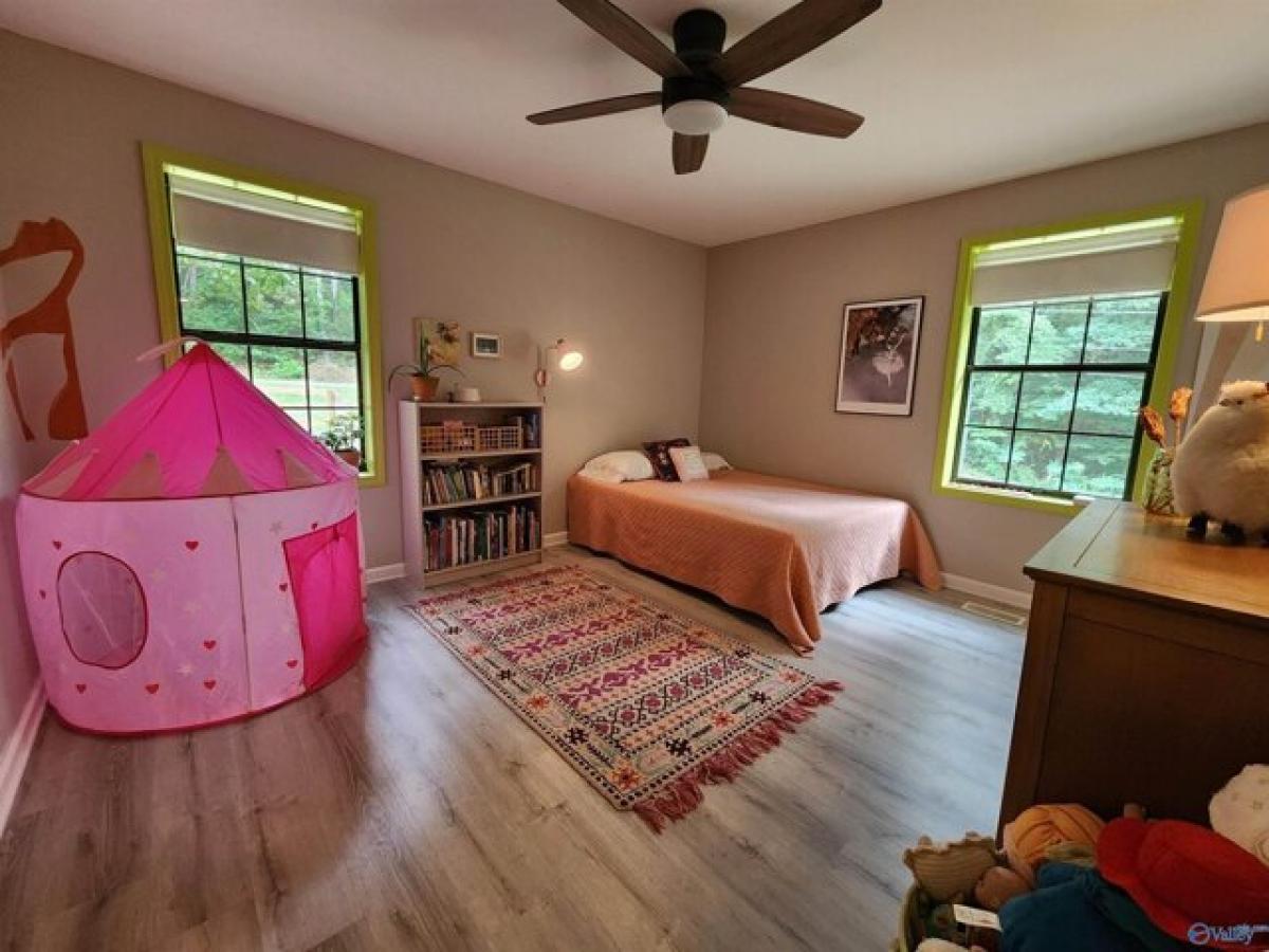 Picture of Home For Sale in Hamilton, Alabama, United States