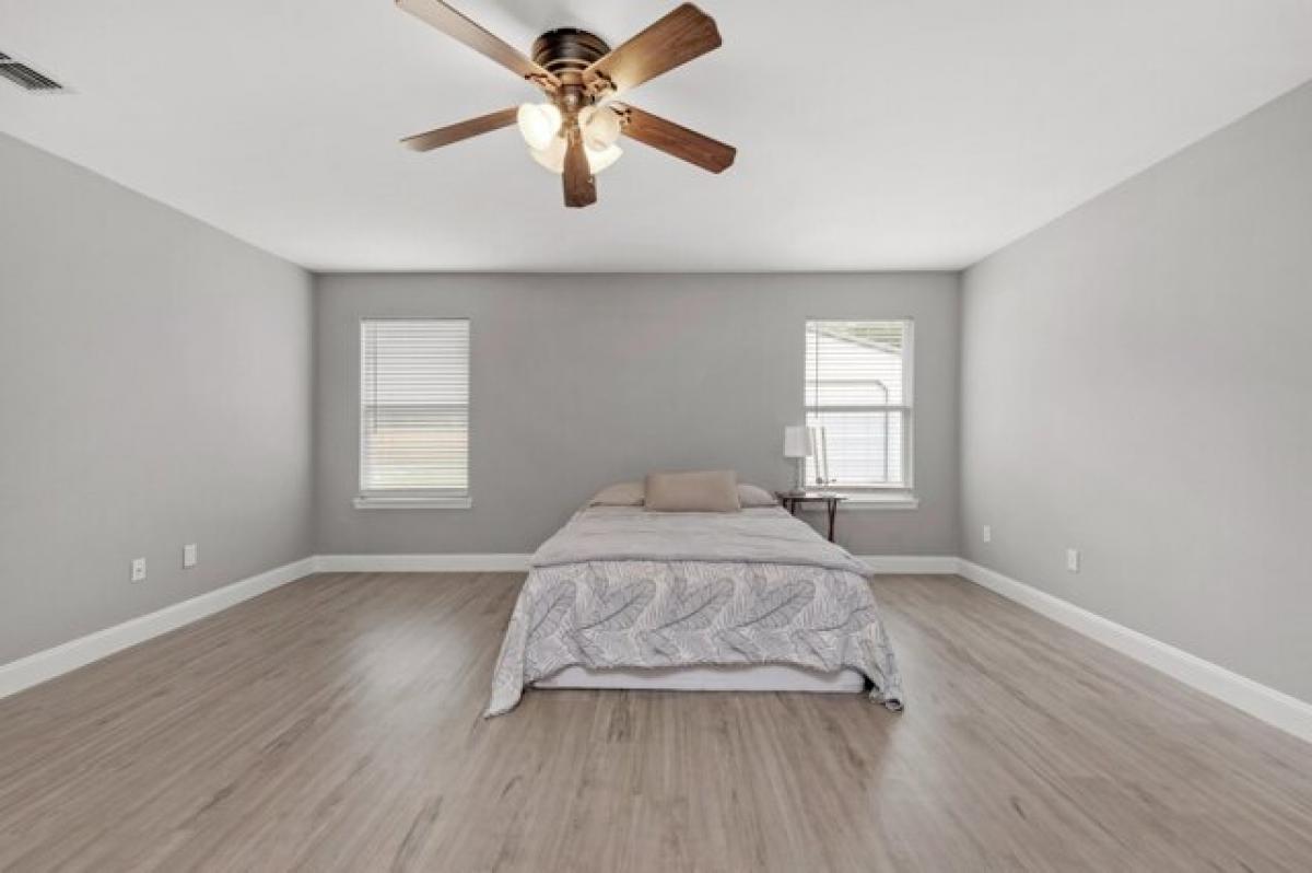 Picture of Home For Sale in Freeport, Florida, United States