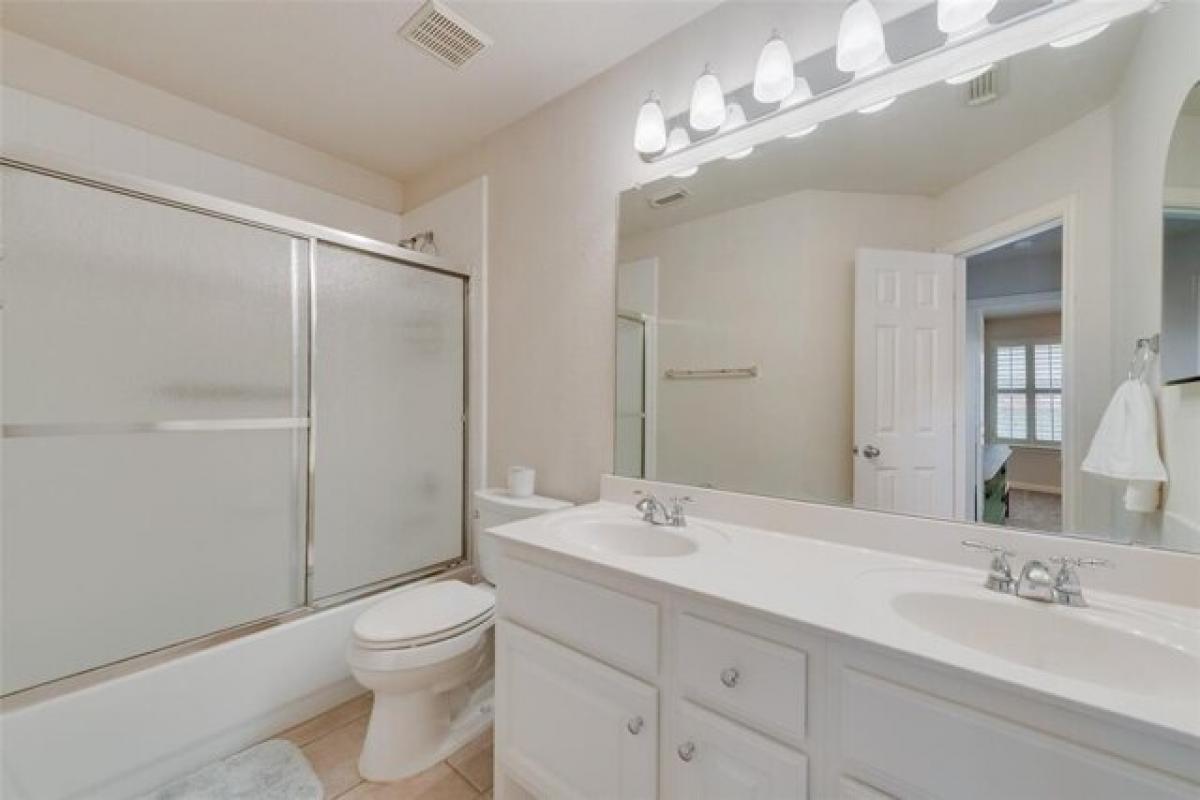 Picture of Home For Sale in Rowlett, Texas, United States