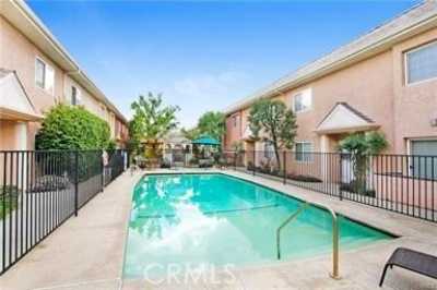 Home For Rent in Canoga Park, California