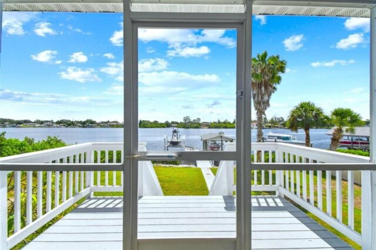 Picture of Home For Sale in Tarpon Springs, Florida, United States
