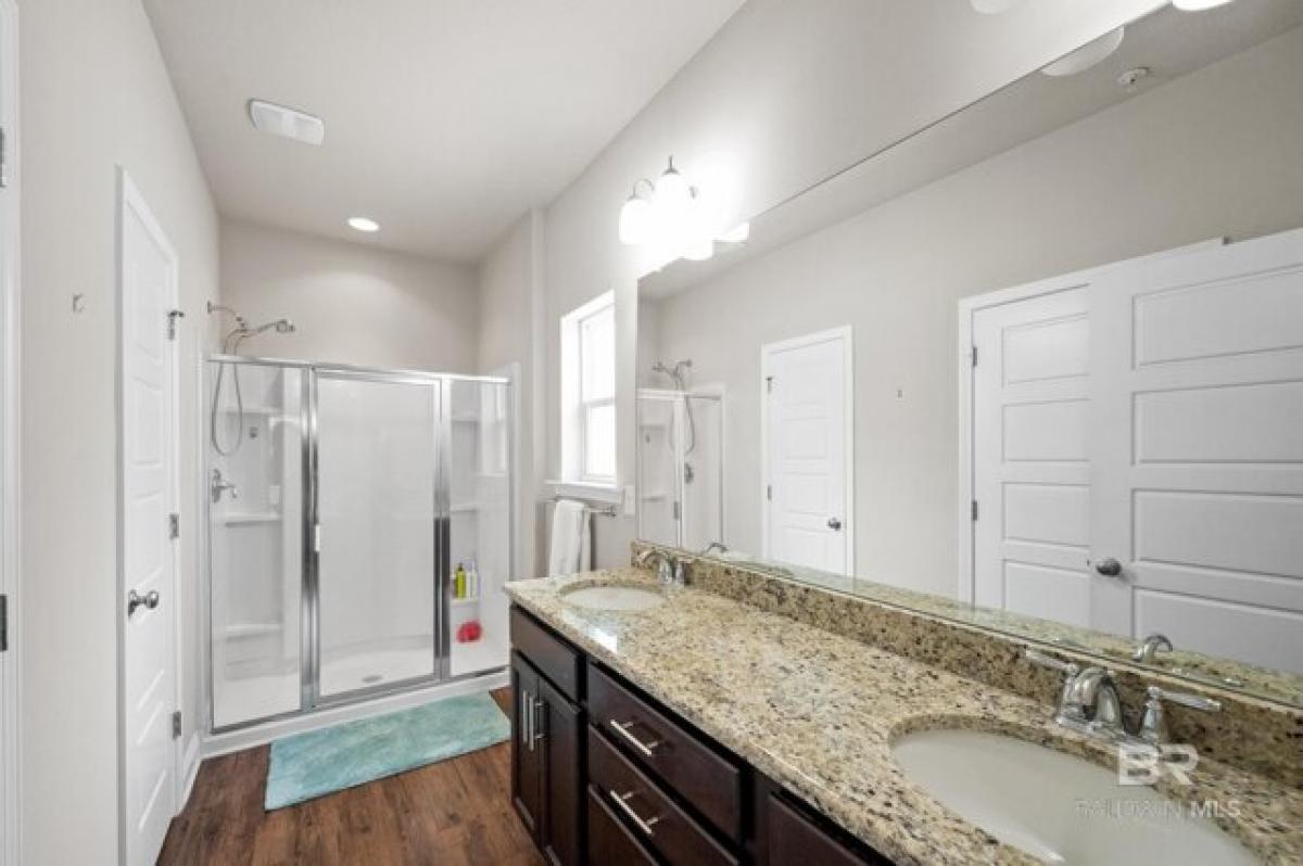 Picture of Home For Sale in Spanish Fort, Alabama, United States