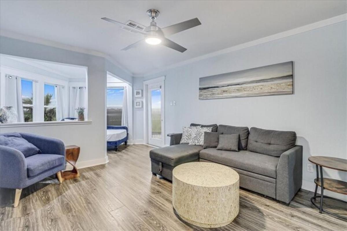 Picture of Home For Sale in Port Aransas, Texas, United States